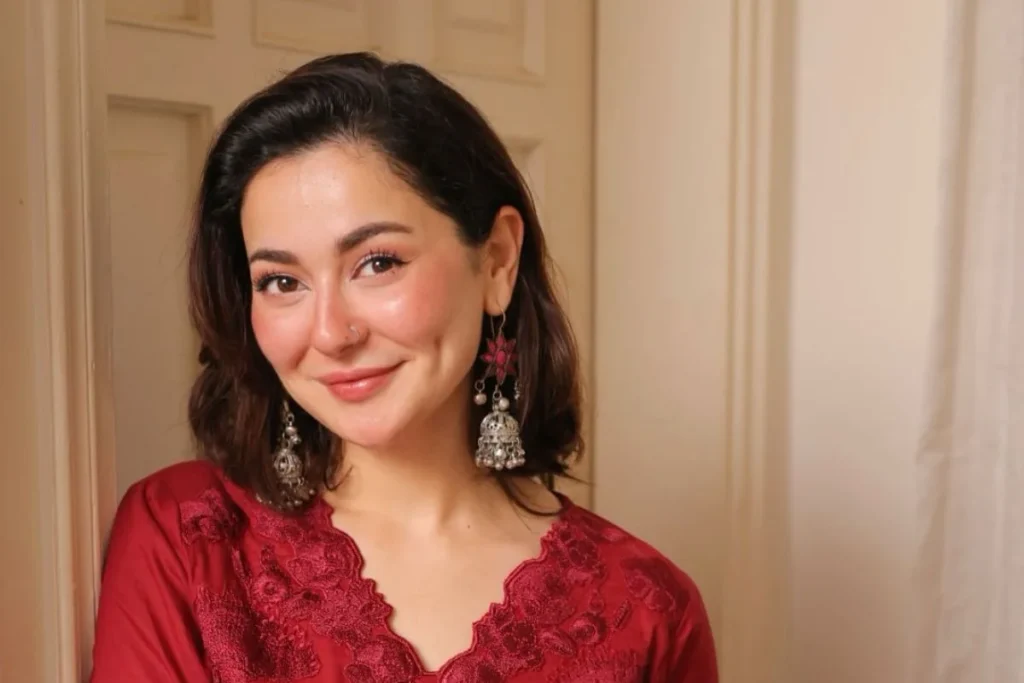 Hania Aamir Biography