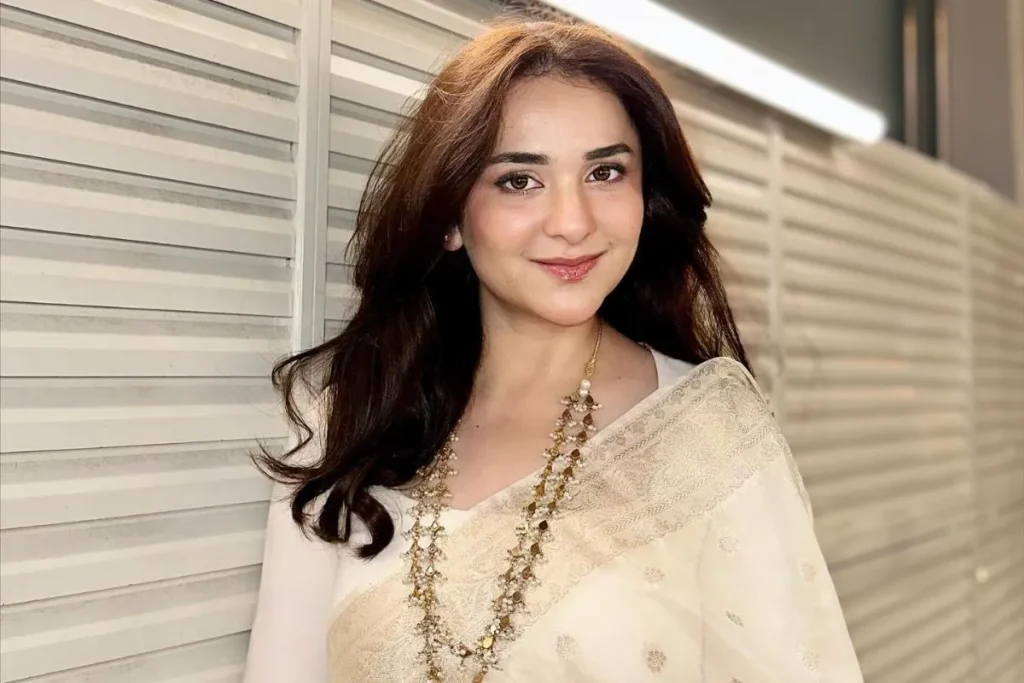 Yumna Zaidi biography with age husband height family and career details