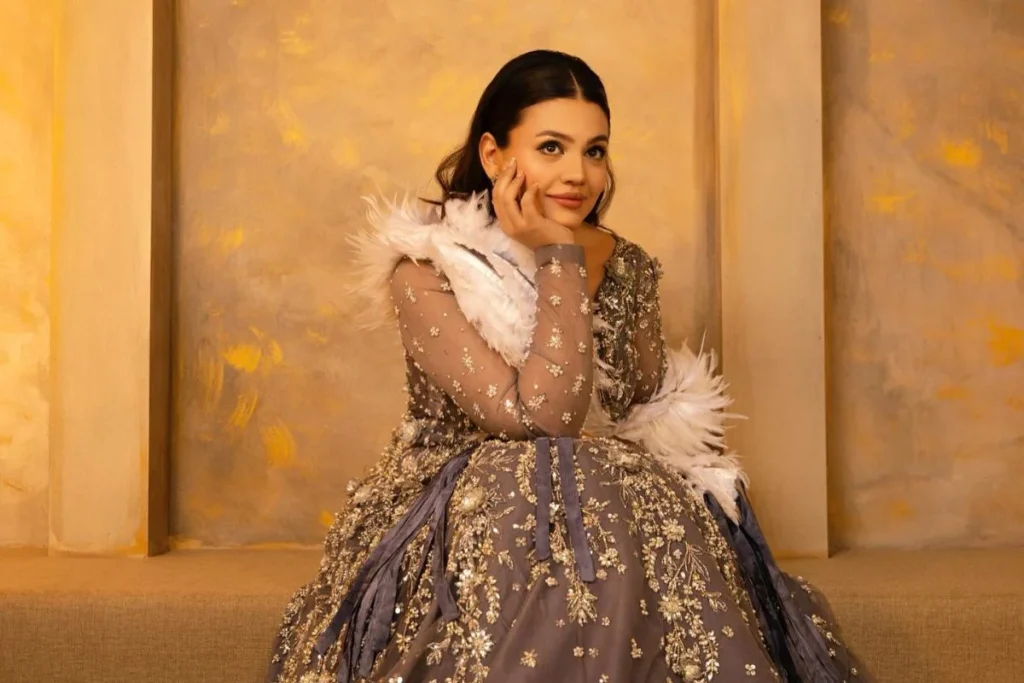 Zara Noor Abbas Biography