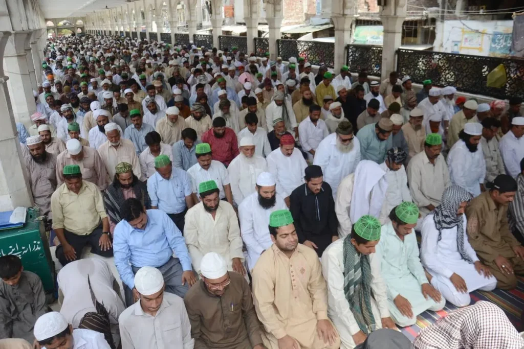 Security arrangements in Karachi as Sindh announces Jumma-Tul-Wida public holiday