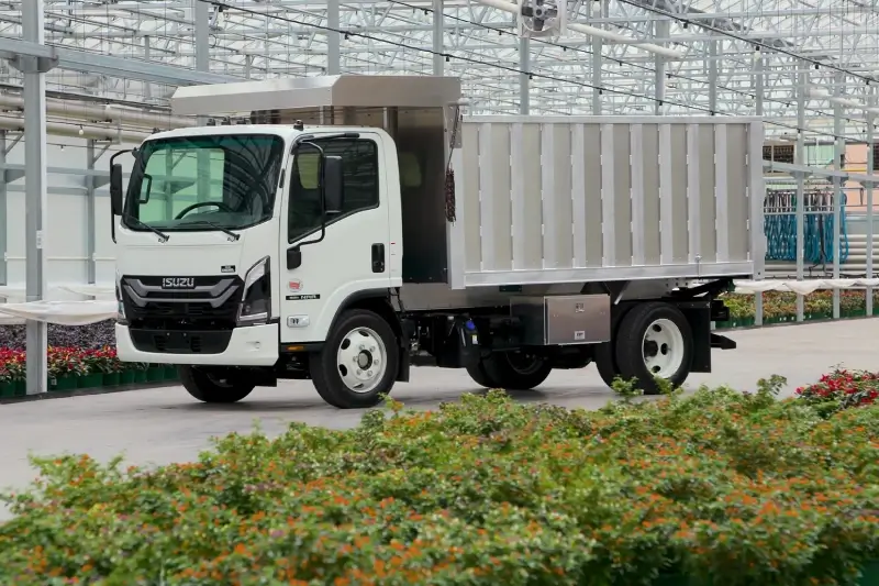 Isuzu NRR Diesel truck