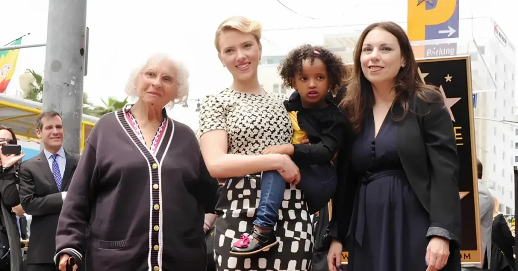 Melanie Sloan Early Life and Family Background