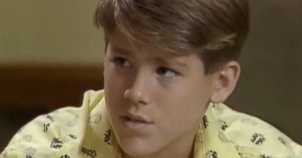 Ryan Reynolds Education and Early Interest in Acting