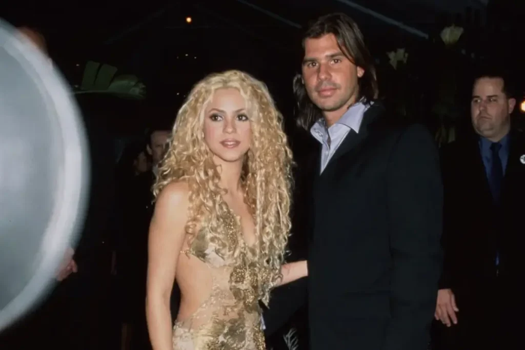 Shakira Thanks Ex Antonio de la Rúa During Emotional Madrid Concert Finale Shakira thanks Antonio de la Rúa during her final Madrid concert in 2026